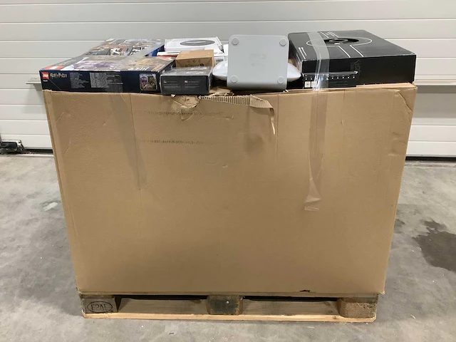 Pallet retourgoederen - afbeelding 8 van  9