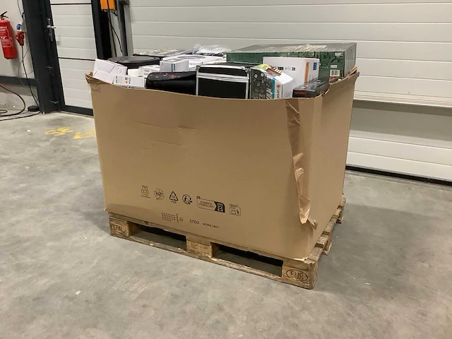 Pallet retourgoederen - afbeelding 7 van  9