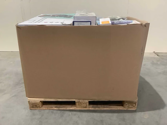 Pallet retourgoederen - afbeelding 7 van  8