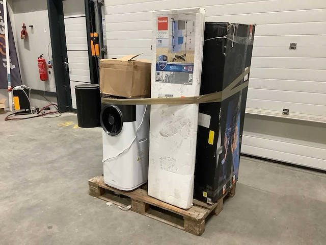 Pallet retourgoederen - afbeelding 1 van  7