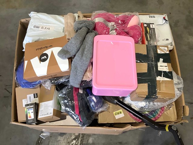 Pallet retourgoederen - afbeelding 1 van  8