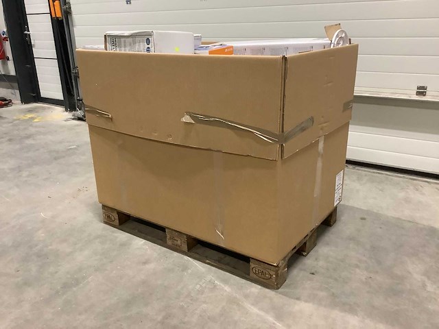 Pallet retourgoederen - afbeelding 9 van  10