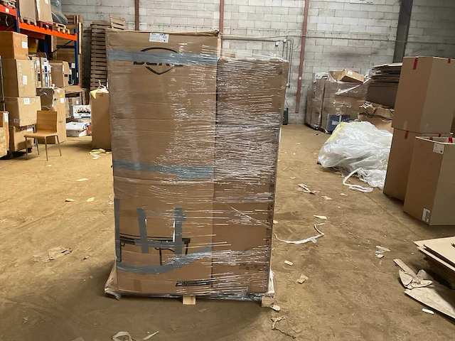 Pallet retourgoederen - afbeelding 9 van  12