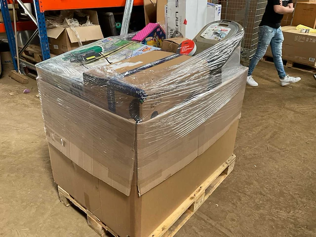 Pallet retourgoederen - afbeelding 8 van  12