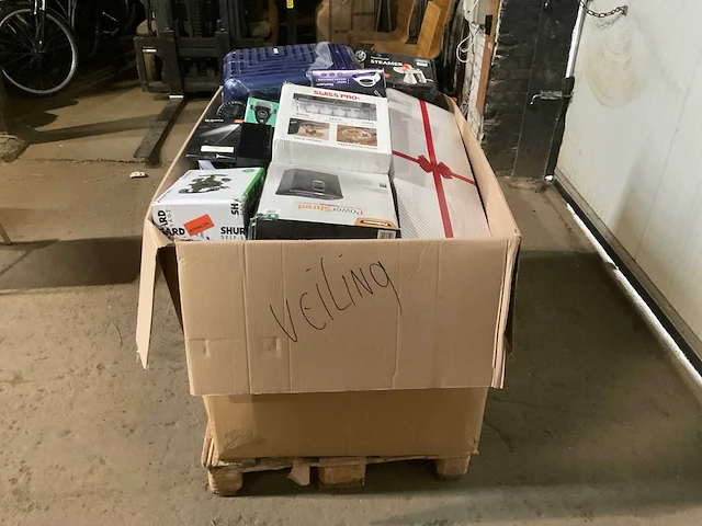 Pallet retourgoederen - afbeelding 18 van  20
