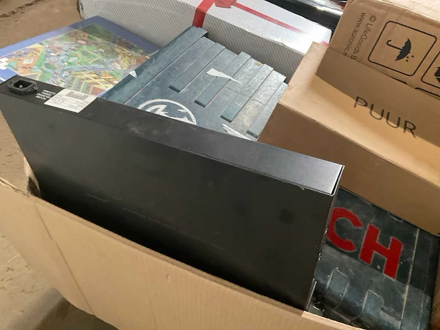 Pallet retourgoederen - afbeelding 17 van  27