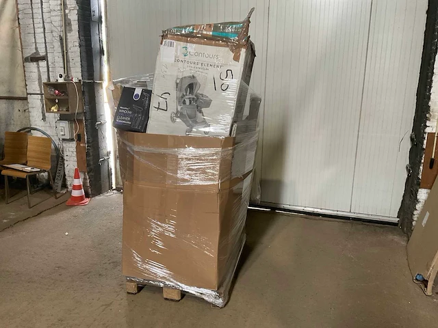 Pallet retourgoederen - afbeelding 1 van  18