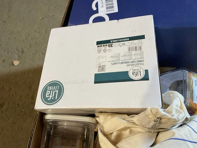 Pallet retourgoederen - afbeelding 9 van  24