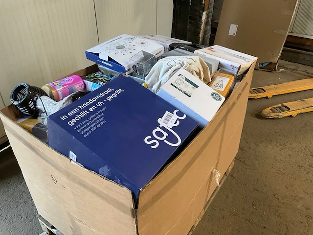 Pallet retourgoederen - afbeelding 19 van  24