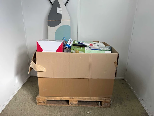 Pallet retourgoederen - afbeelding 2 van  2