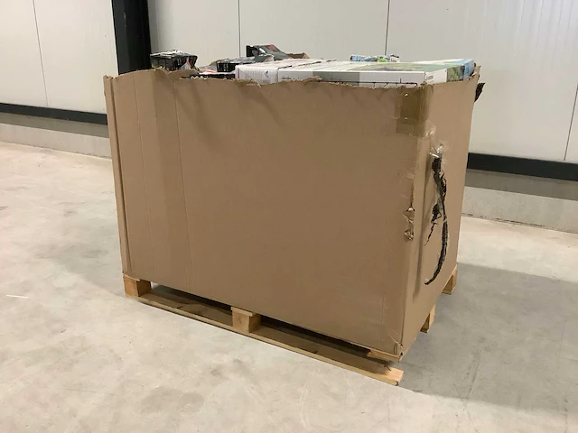 Pallet retourgoederen - afbeelding 6 van  7