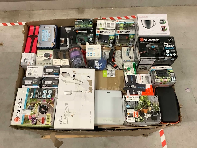 Pallet retourgoederen - afbeelding 1 van  9
