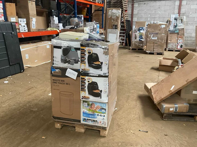 Pallet retourgoederen - afbeelding 1 van  14