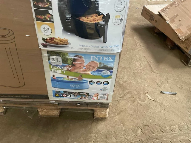 Pallet retourgoederen - afbeelding 13 van  14