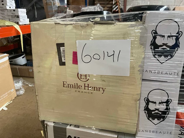 Pallet retourgoederen - afbeelding 6 van  26