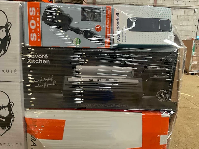 Pallet retourgoederen - afbeelding 26 van  26