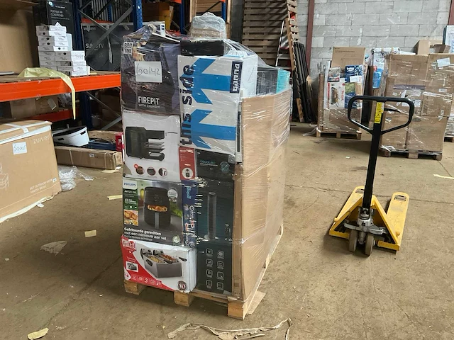 Pallet retourgoederen - afbeelding 1 van  16