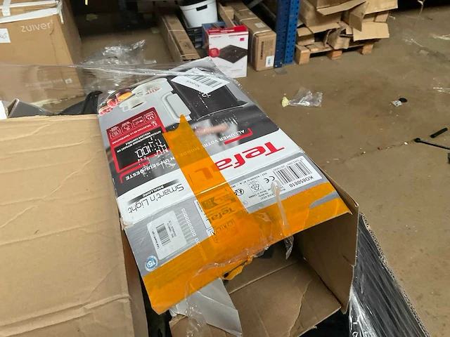 Pallet retourgoederen - afbeelding 2 van  11