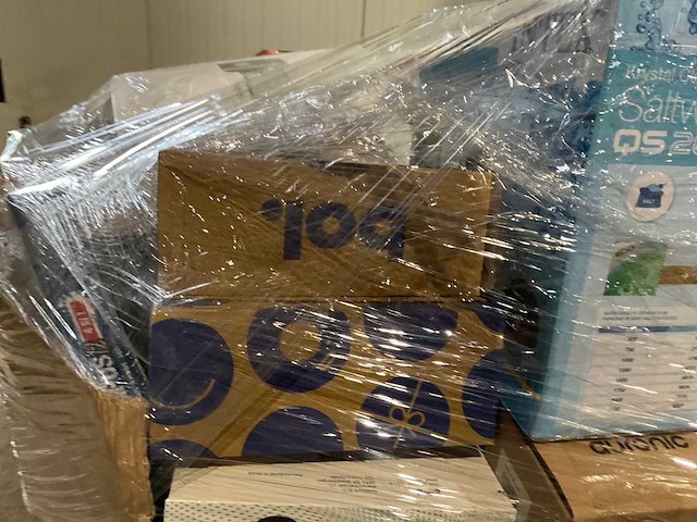 Pallet retourgoederen - afbeelding 2 van  19