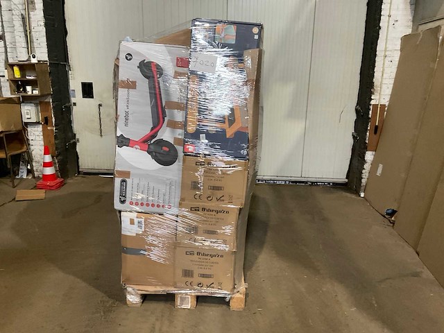 Pallet retourgoederen - afbeelding 11 van  18