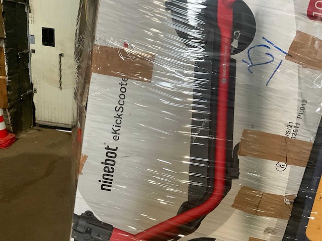 Pallet retourgoederen - afbeelding 15 van  18