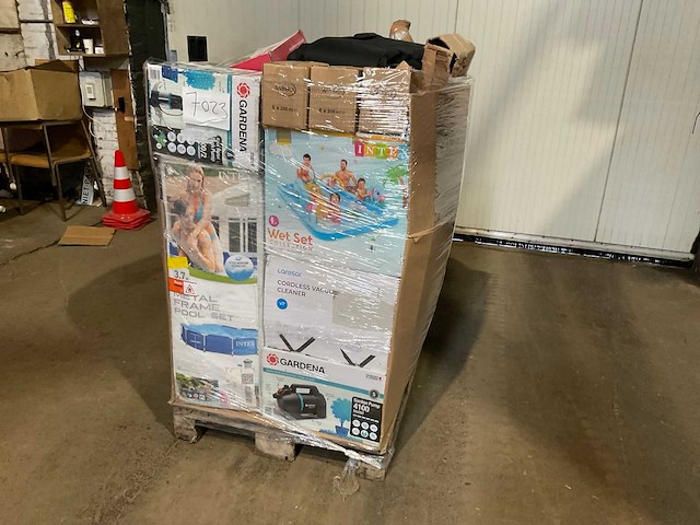 Pallet retourgoederen - afbeelding 1 van  12