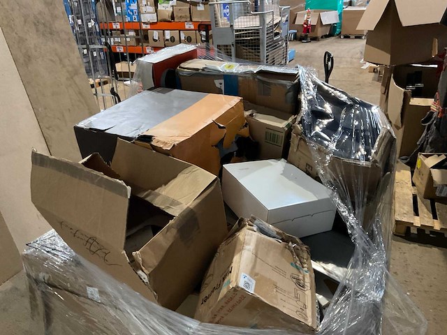 Pallet retourgoederen - afbeelding 2 van  10