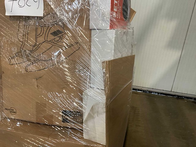 Pallet retourgoederen - afbeelding 8 van  10