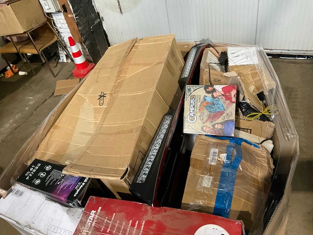 Pallet retourgoederen - afbeelding 2 van  13