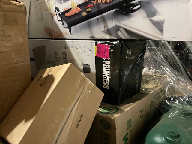 Pallet retourgoederen - afbeelding 7 van  21