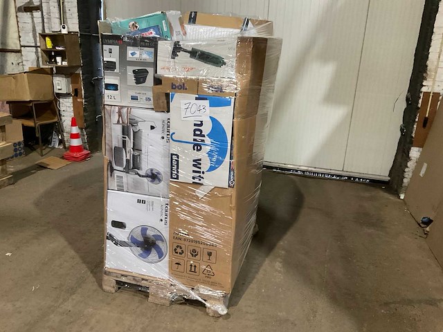 Pallet retourgoederen - afbeelding 1 van  16