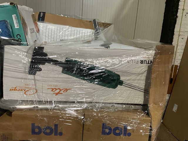 Pallet retourgoederen - afbeelding 13 van  16