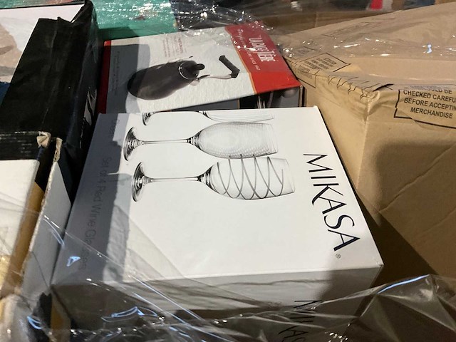 Pallet retourgoederen - afbeelding 6 van  21