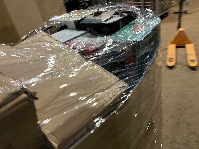 Pallet retourgoederen - afbeelding 11 van  21