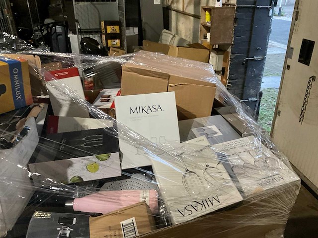 Pallet retourgoederen - afbeelding 3 van  21