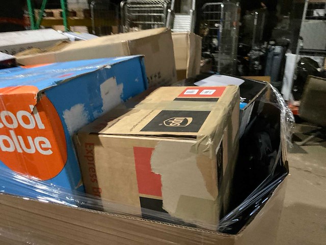 Pallet retourgoederen - afbeelding 4 van  16