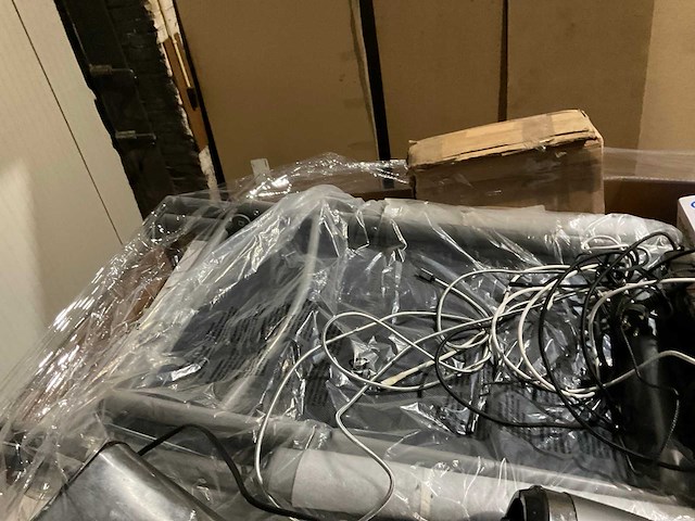 Pallet retourgoederen - afbeelding 6 van  14