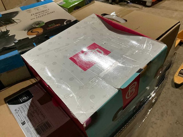 Pallet retourgoederen - afbeelding 5 van  17