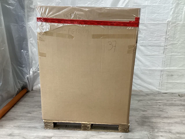 Pallet retrourgoederen - afbeelding 1 van  3