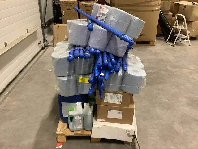 Pallet schoonmaak artikelen - afbeelding 5 van  9