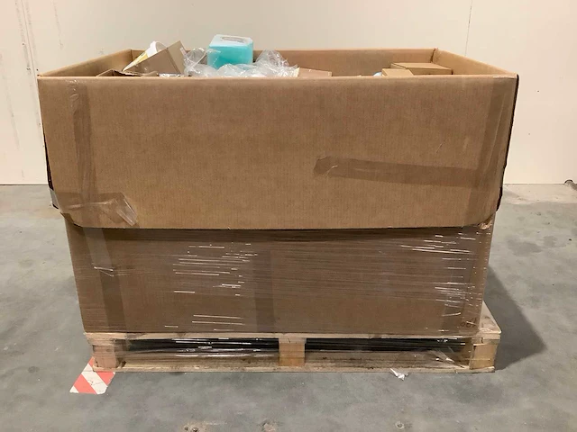 Pallet schoonmaakmiddelen - afbeelding 2 van  8