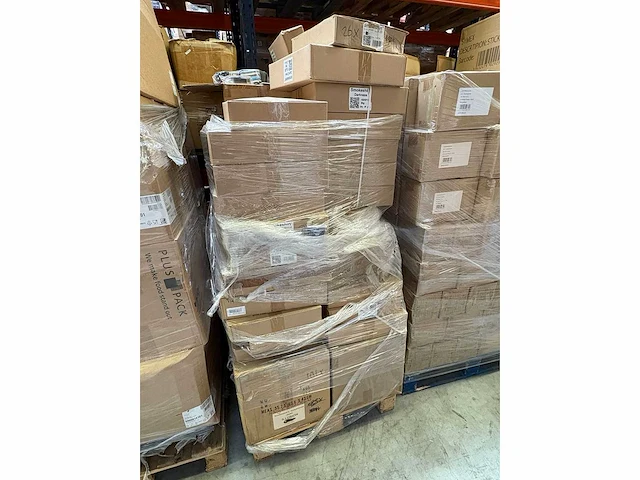 Pallet smokeshirt - sigaretten sleeves - afbeelding 2 van  2