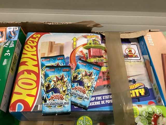 Pallet speelgoed - o.a lego, playmobil en pokemon - afbeelding 4 van  10