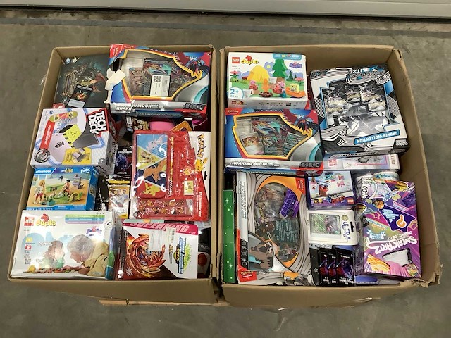 Pallet speelgoed - o.a lego, playmobil en pokemon - afbeelding 1 van  10