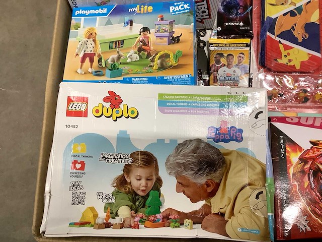 Pallet speelgoed - o.a lego, playmobil en pokemon - afbeelding 5 van  10