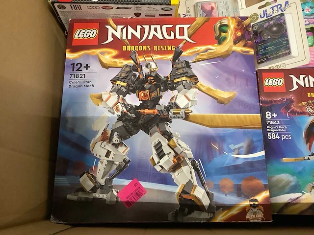 Pallet speelgoed - o.a lego, playmobil en pokemon - afbeelding 3 van  8