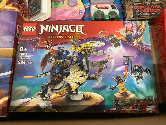 Pallet speelgoed - o.a lego, playmobil en pokemon - afbeelding 4 van  8