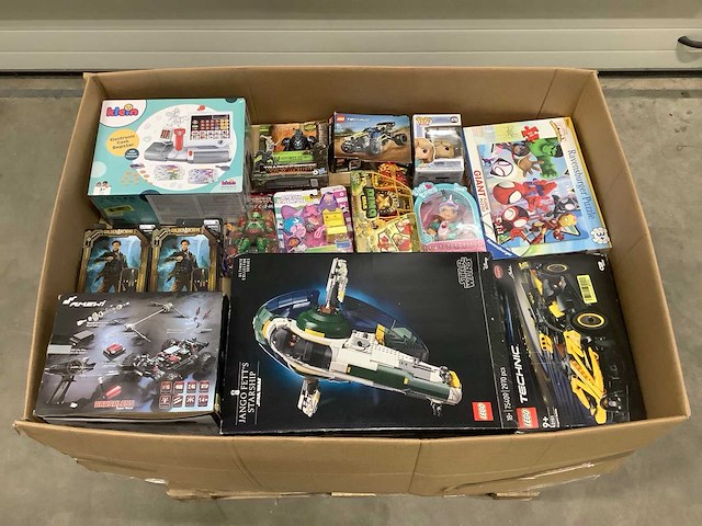 Pallet speelgoed - o.a lego, ravensburger en amewi - afbeelding 1 van  10