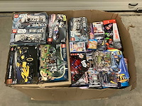 Pallet speelgoed - o.a lego,playmobil en pop - afbeelding 1 van  8