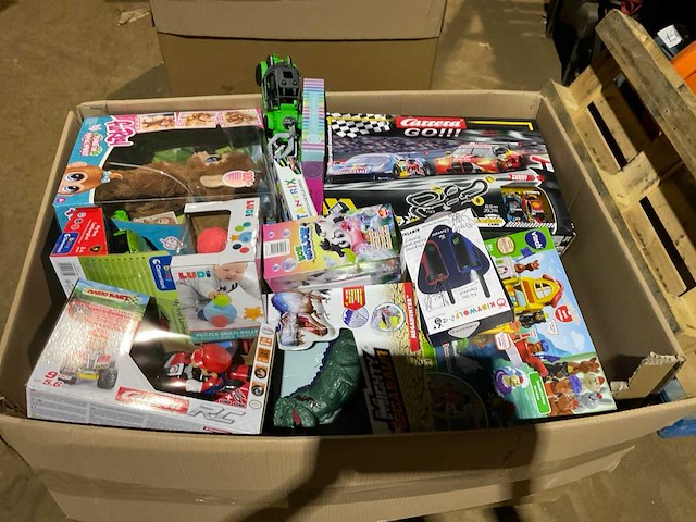 Pallet speelgoed - afbeelding 1 van  14